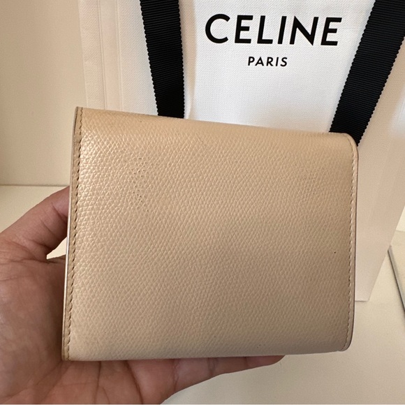💎Authentic Celine Trotteur flap neutral leather wallet with shopping bag - Picture 15 of 16